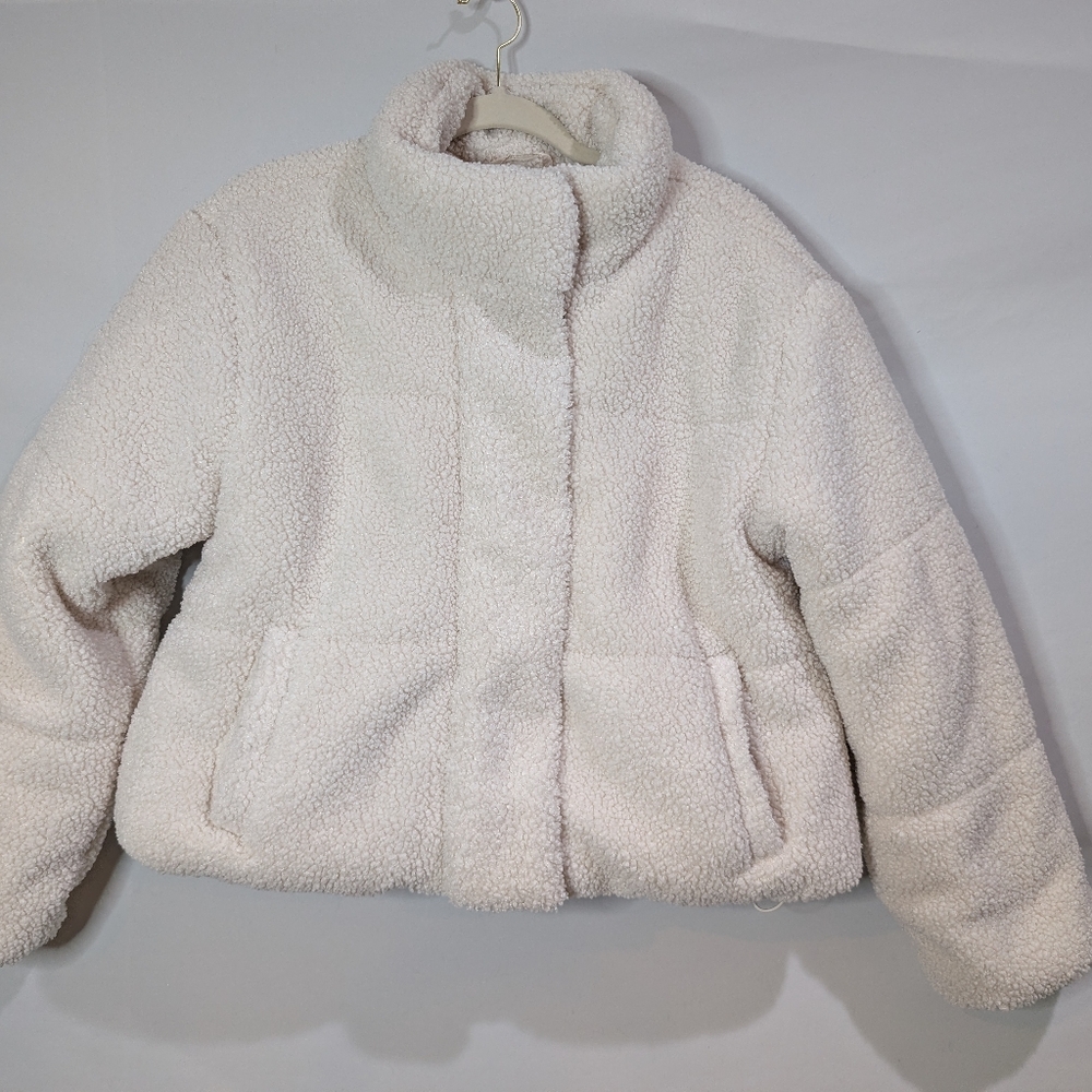 Cropped Zip Up Cream Puffer Teddy Sherpa Jacket M